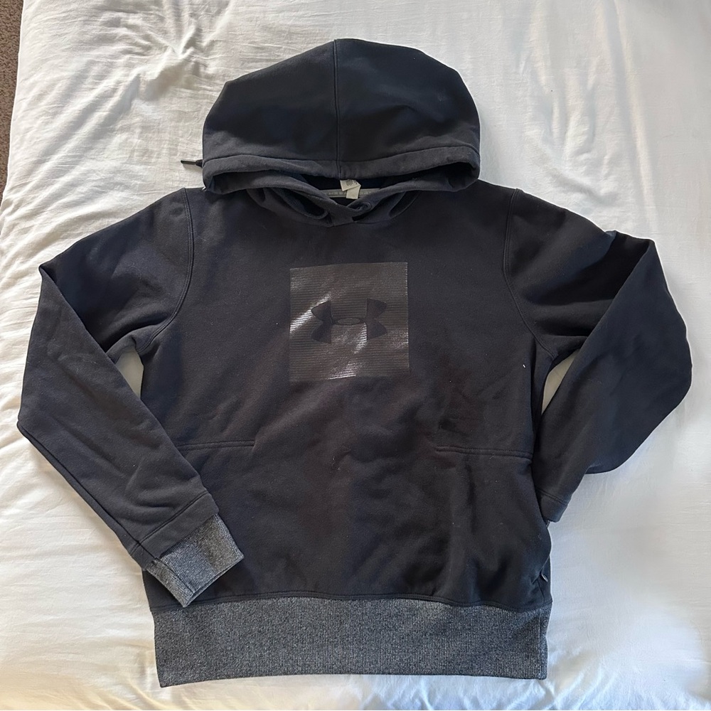 Women’s Small Under Armour Hoodie